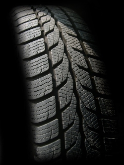 Car tire tread